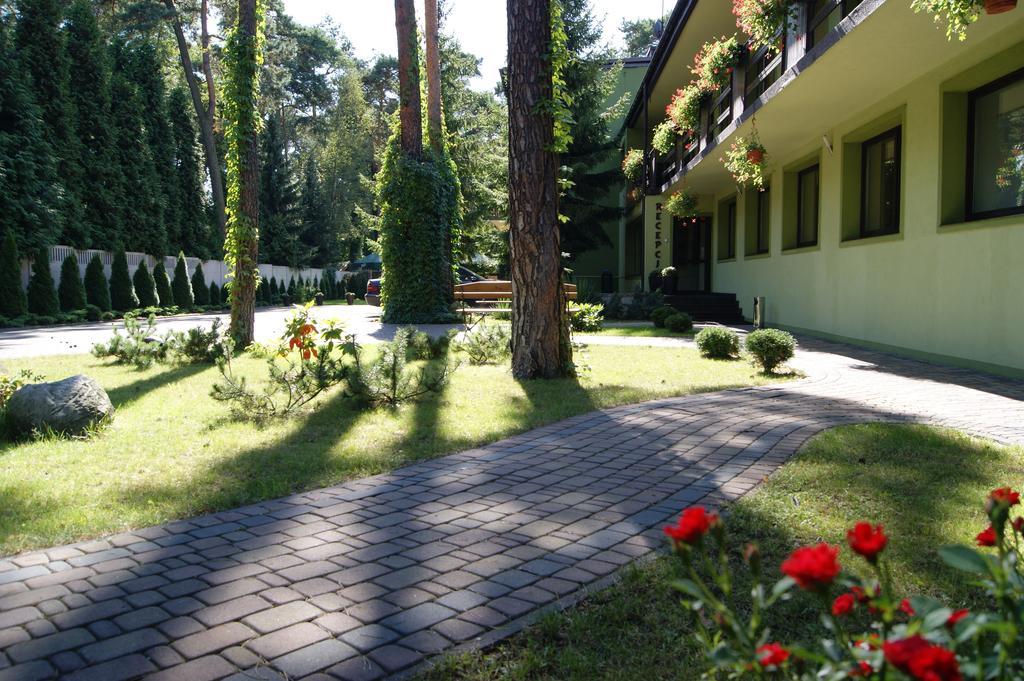 Hotel Graf Łask Eksteriør billede