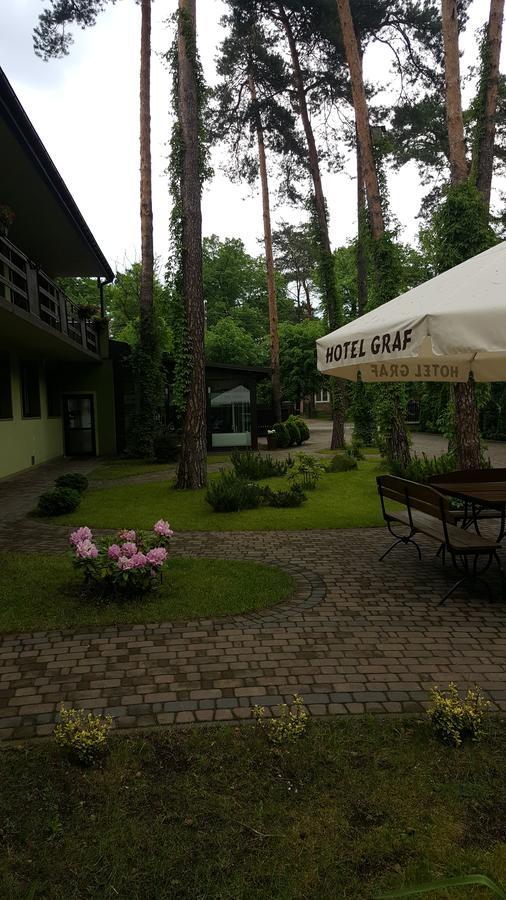 Hotel Graf Łask Eksteriør billede